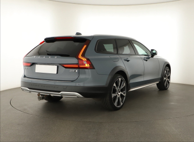 Volvo V90 Cross Country - 2020
