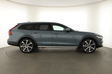 Volvo V90 Cross Country - 2020