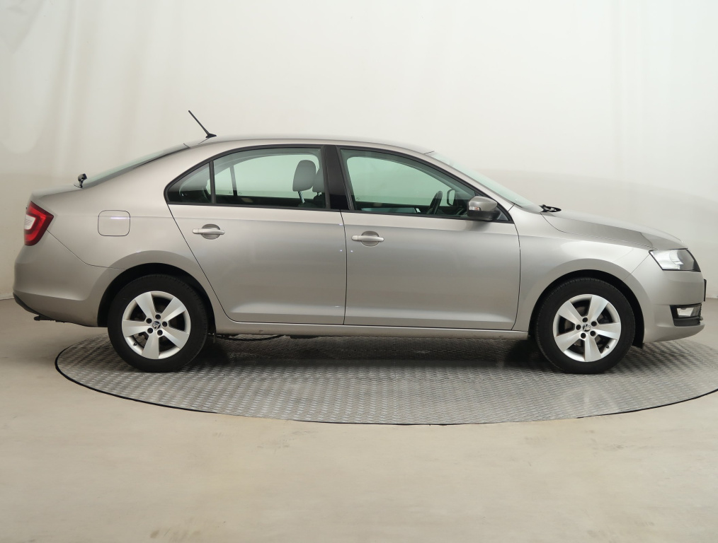 Škoda Rapid