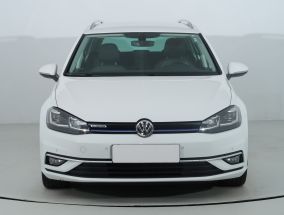Volkswagen Golf - 2020