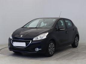 Peugeot 208 - 2015