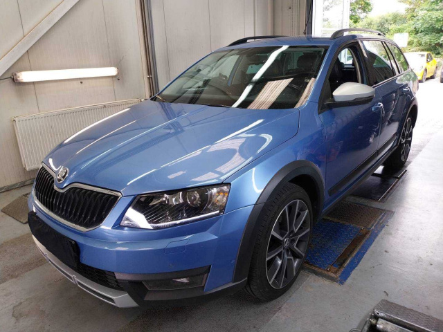 Škoda Octavia Scout 2015