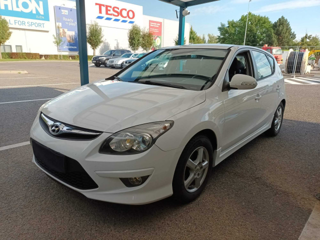 Hyundai i30 2011