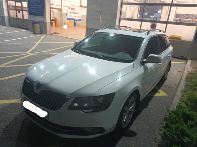 Škoda Superb 2014