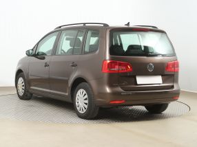 Volkswagen Touran - 2011