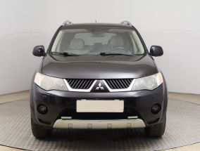 Mitsubishi Outlander - 2009