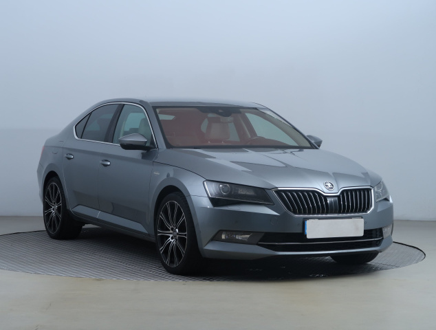 Škoda Superb 2015
