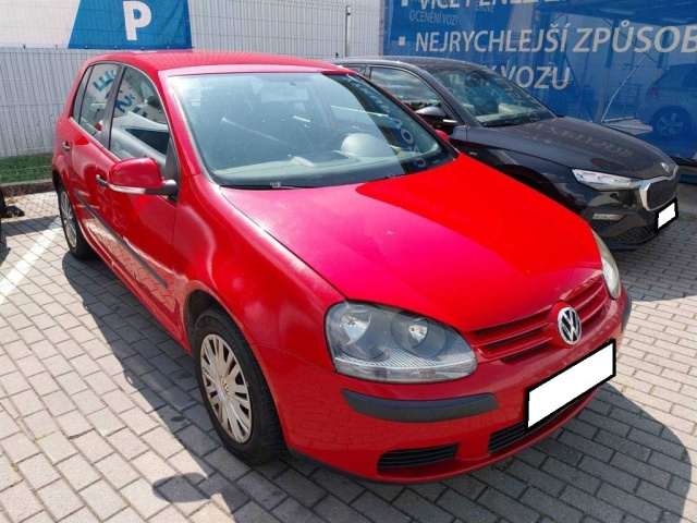 Volkswagen Golf 2004