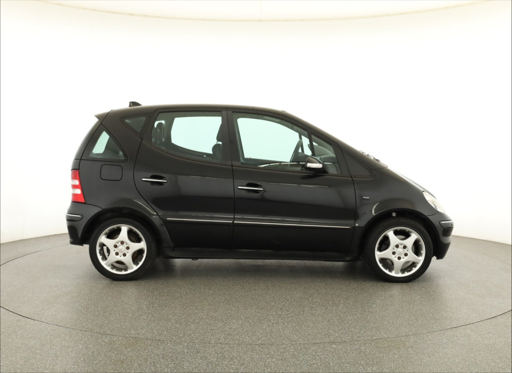 Mercedes-Benz A