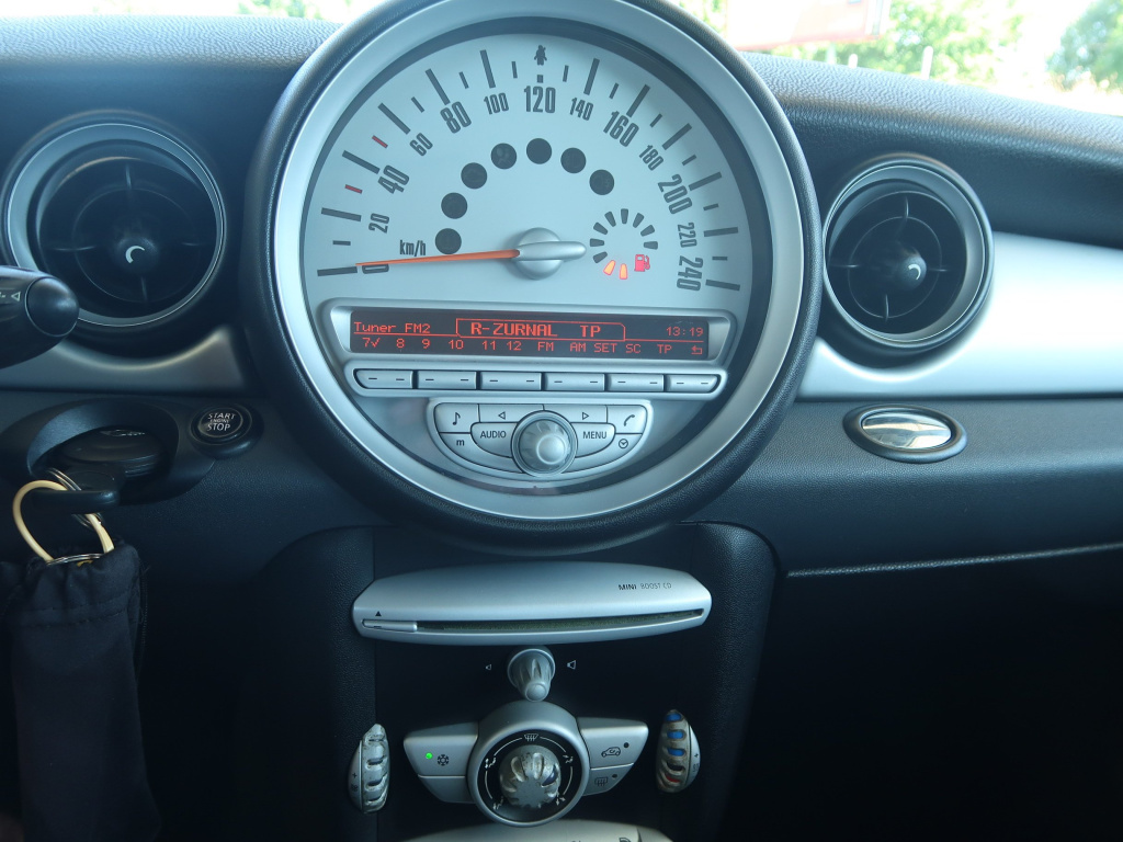 MINI 3-door