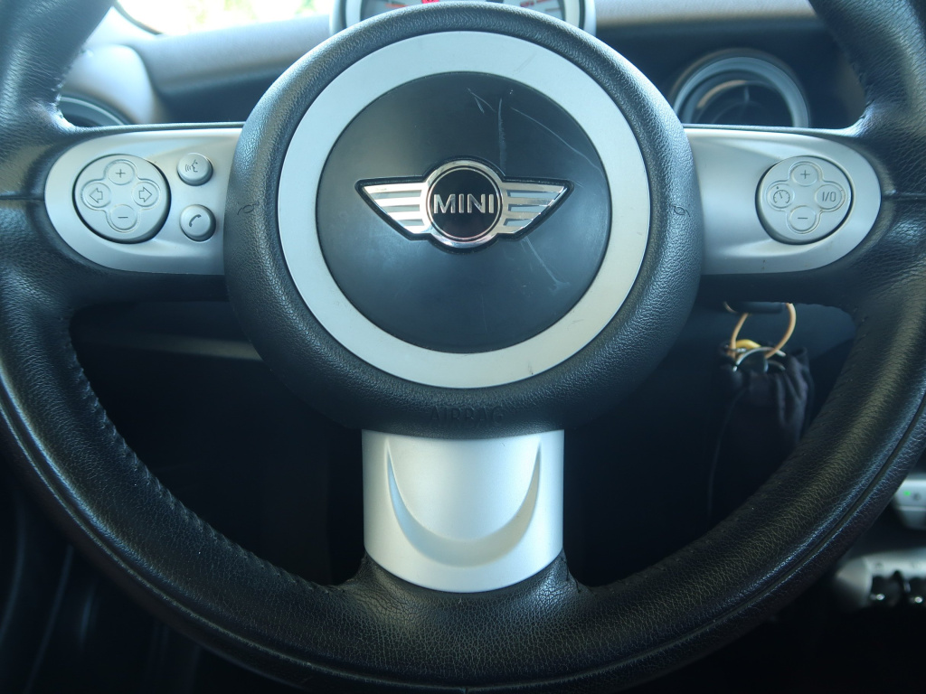 MINI 3-door