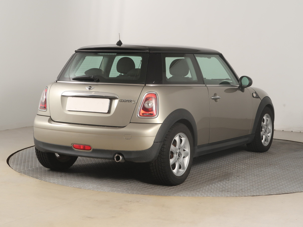 MINI 3-door