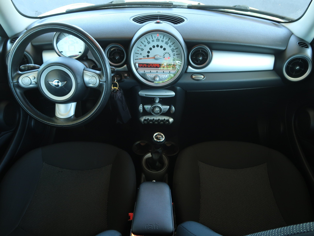 MINI 3-door