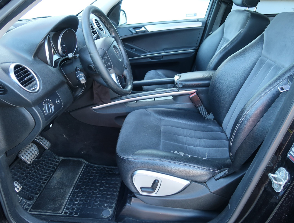 Mercedes-Benz ML