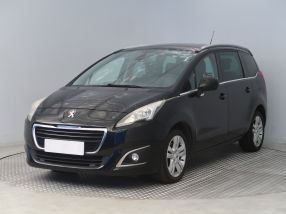 Peugeot 5008 - 2015