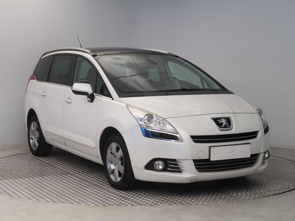 Peugeot 5008 - 2014