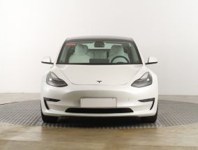Tesla Model 3 - 2021