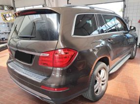 Mercedes-Benz GL - 2013