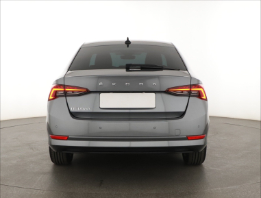 Škoda Octavia - 2023