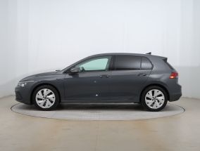 Volkswagen Golf - 2020