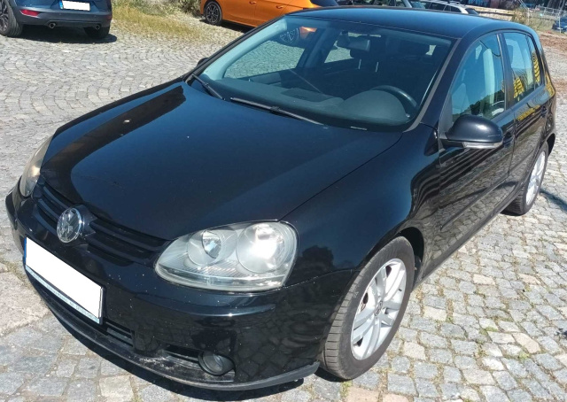 Volkswagen Golf 2004
