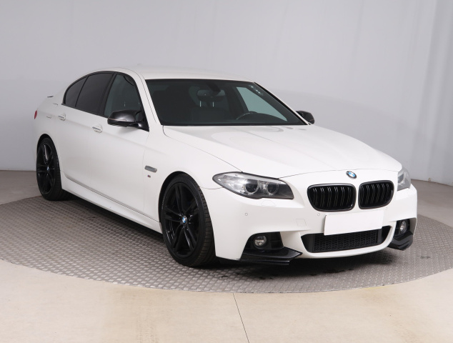 BMW 5 2016