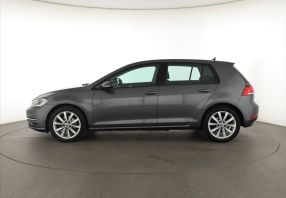 Volkswagen Golf - 2017