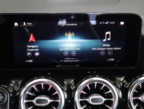 Mercedes-Benz B - 2021