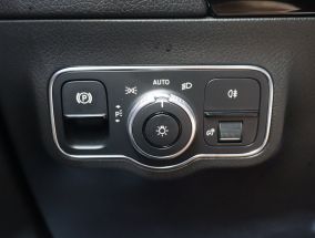 Mercedes-Benz B - 2021
