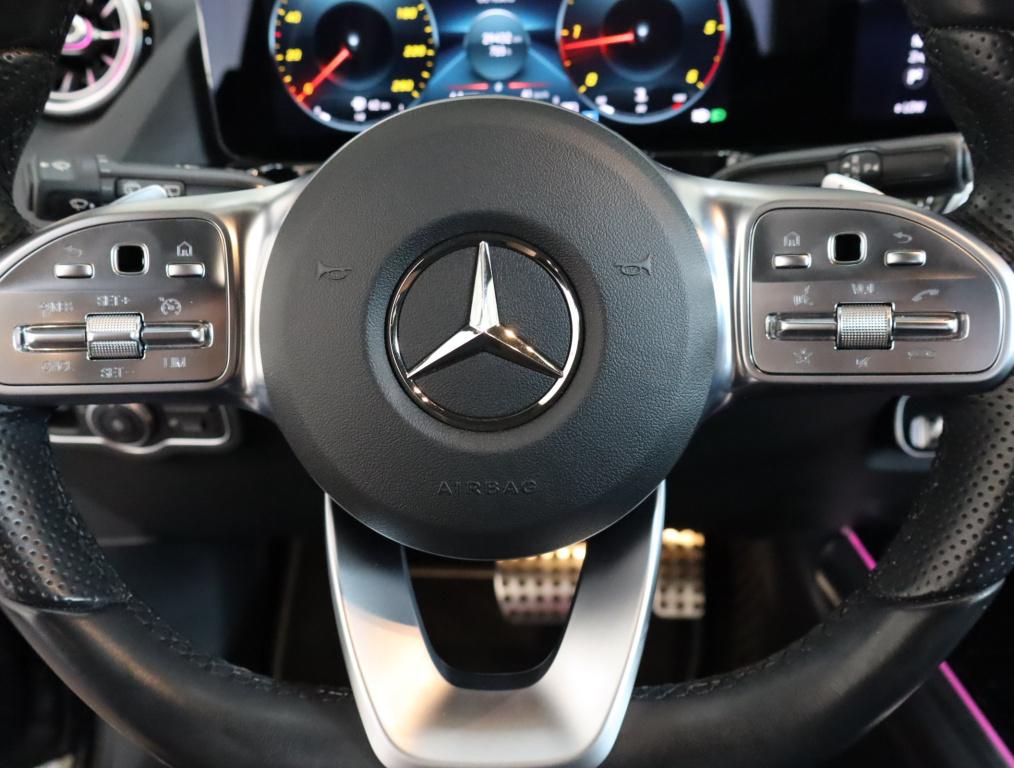 Mercedes-Benz B