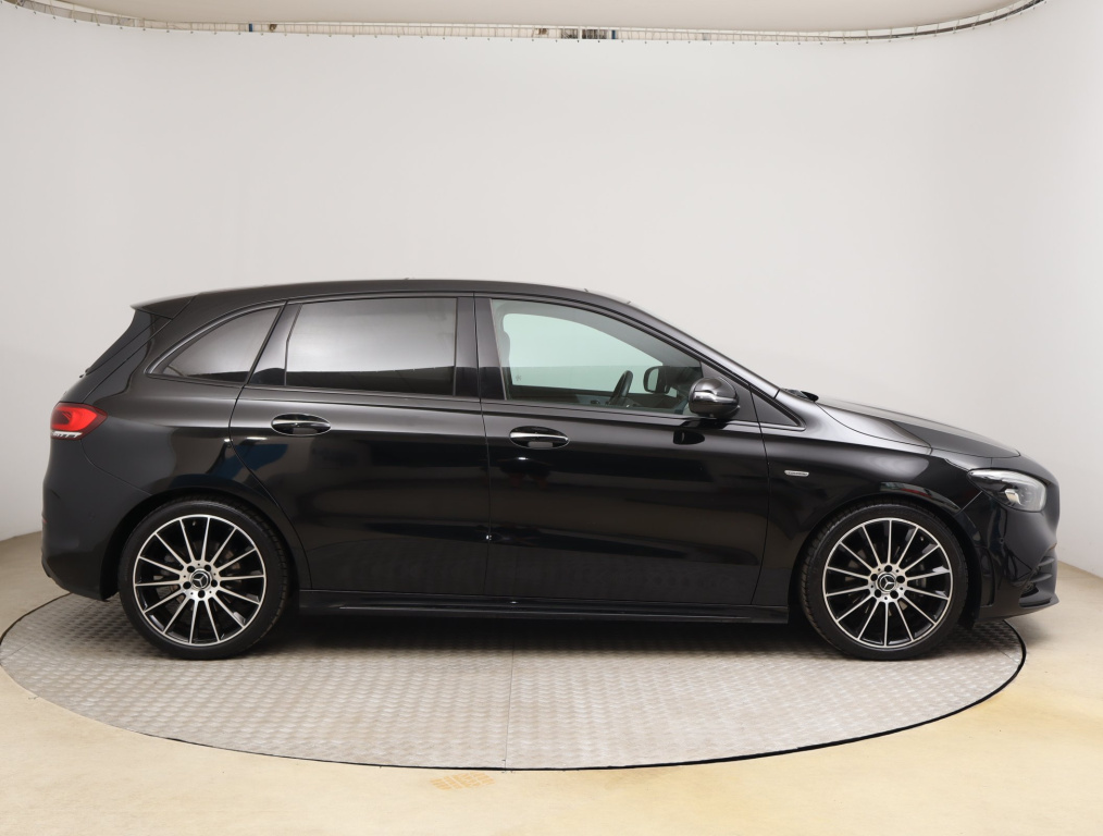 Mercedes-Benz B