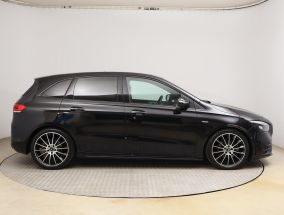 Mercedes-Benz B - 2021