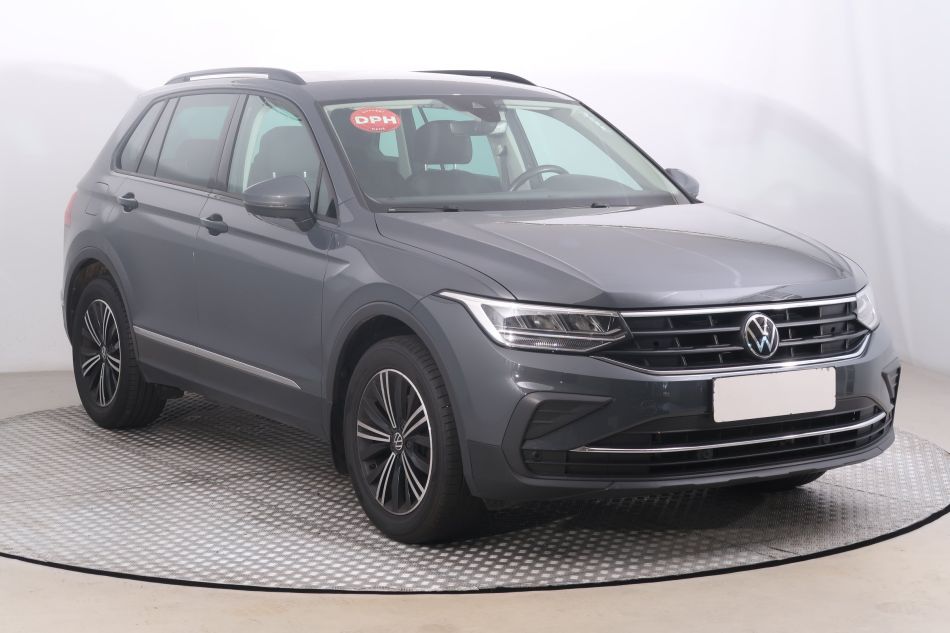 Volkswagen Tiguan - 2023