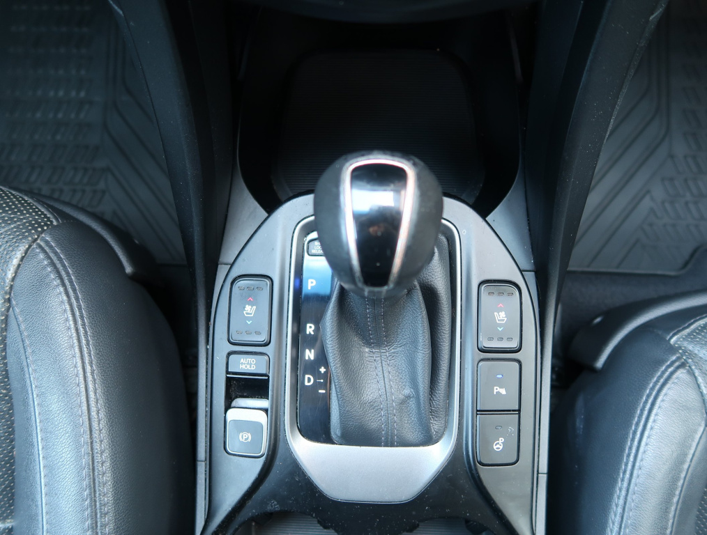 Hyundai Grand Santa Fe