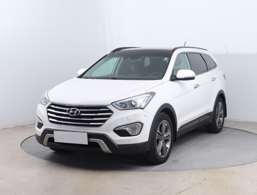 Hyundai Grand Santa Fe