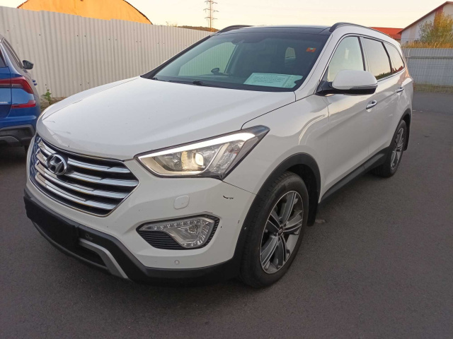 Hyundai Grand Santa Fe 2015