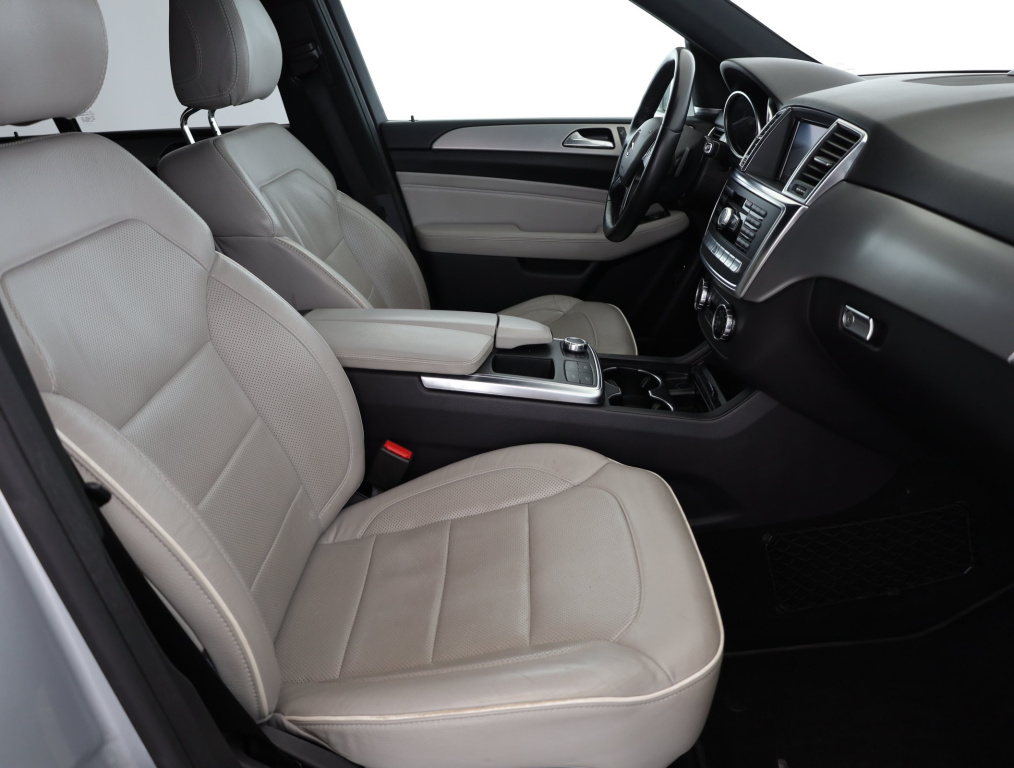 Mercedes-Benz ML