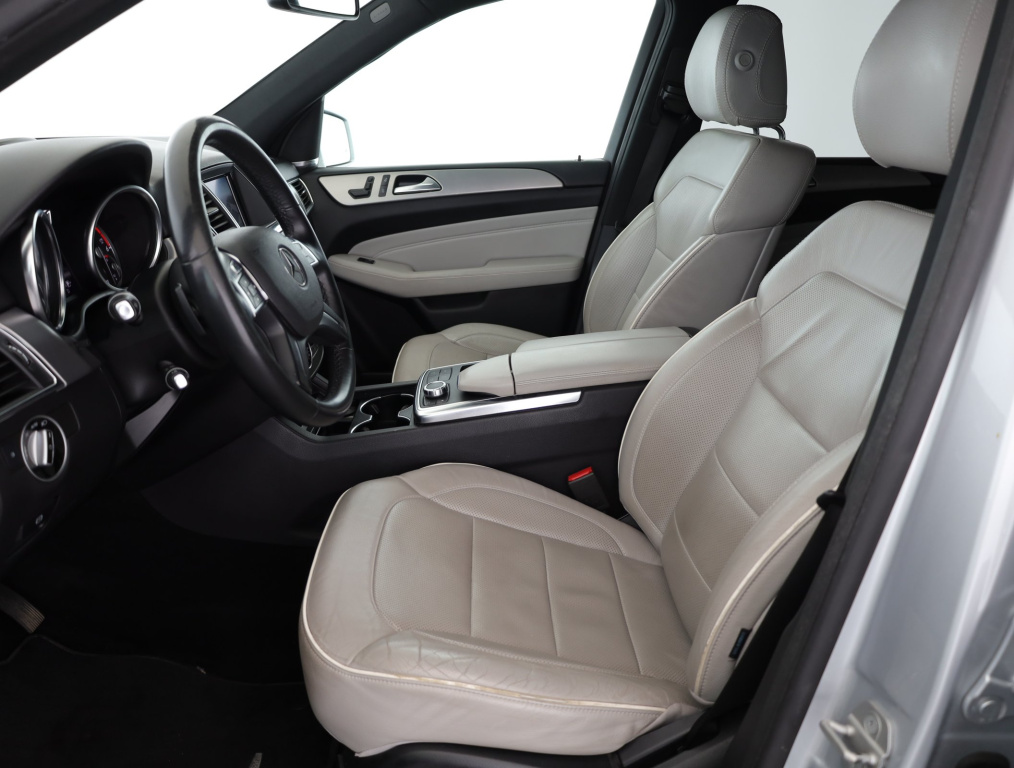 Mercedes-Benz ML