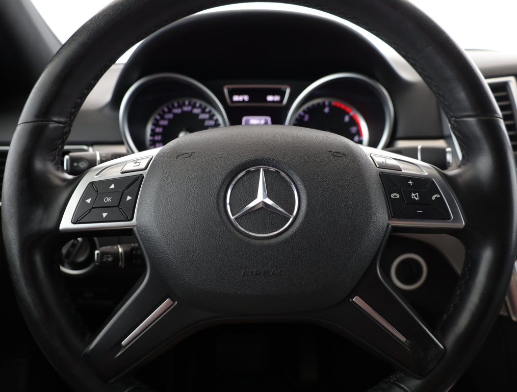 Mercedes-Benz ML