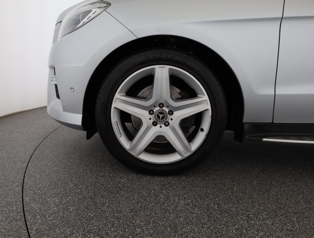 Mercedes-Benz ML