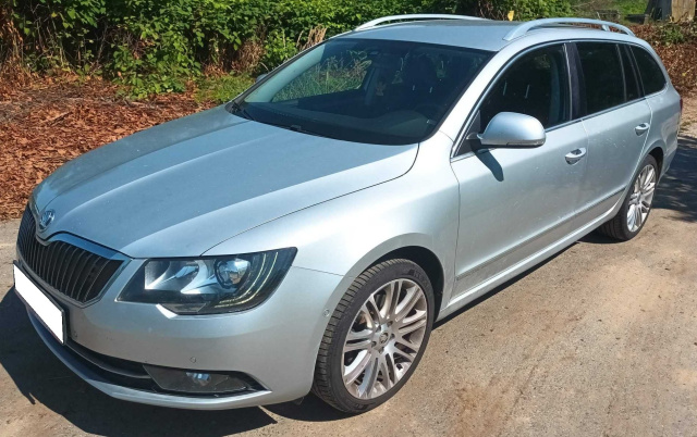 Škoda Superb 2014