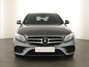 Mercedes-Benz E - 2019