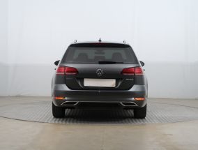 Volkswagen Golf - 2020