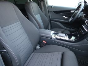 Mercedes-Benz GLC - 2020