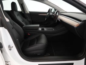 Tesla Model 3 - 2022