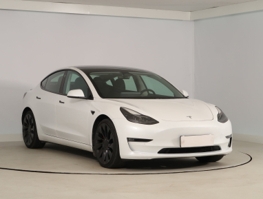 Tesla Model 3 - 2022