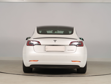 Tesla Model 3 - 2022