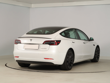 Tesla Model 3 - 2022