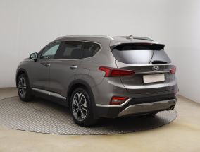 Hyundai Santa Fe - 2020
