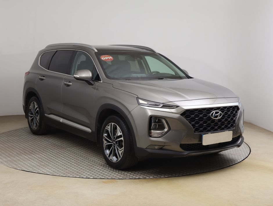 Hyundai Santa Fe - 2020
